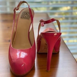 Pour la Victoire high heels